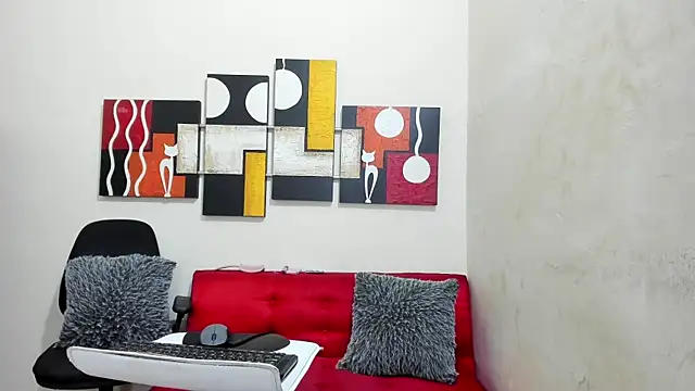 Mariana 16  online show from 02-07-25, 11:34