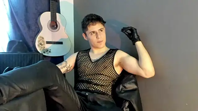 Antonello Vannucci online show from 11-19-25, 04:18