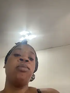 beverlyxxxx online show from 01-12-26, 11:04