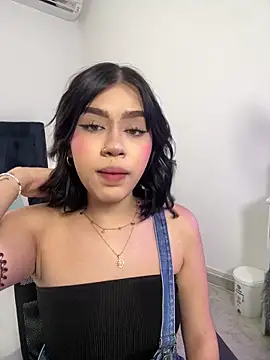 Lily Woodz online show from 02-11-26, 07:08