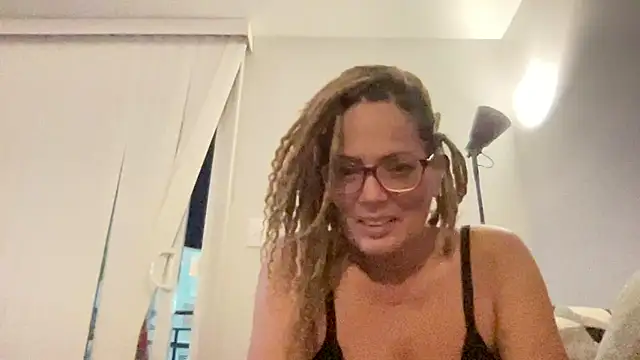 skarfos1babe69 online show from 12-23-24, 11:49