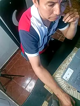 bisexual0007 online show from 02-20-25, 04:07