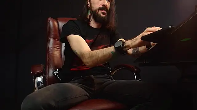 Snapshot of AxelColton chatting on 01-18-25, 11:11 AxelColton online show from 01-18-25, 11:11