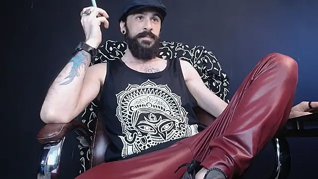 Snapshot of AxelColton chatting on 03-09-25, 12:53 AxelColton online show from 03-09-25, 12:53