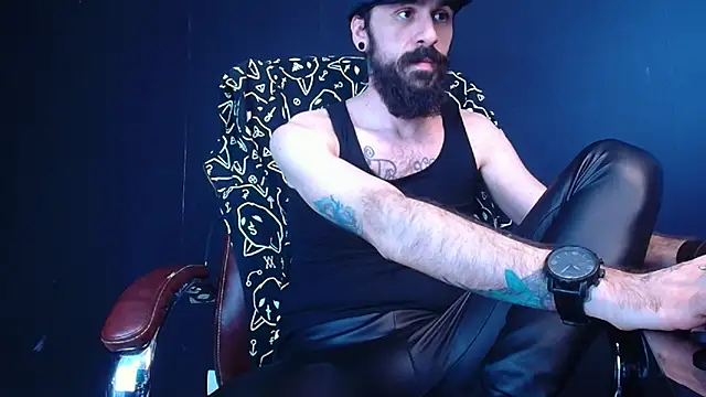 Snapshot of AxelColton chatting on 03-12-25, 12:47 AxelColton online show from 03-12-25, 12:47