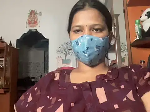 Tamil Sanjana  online show from 09-17-25, 11:28