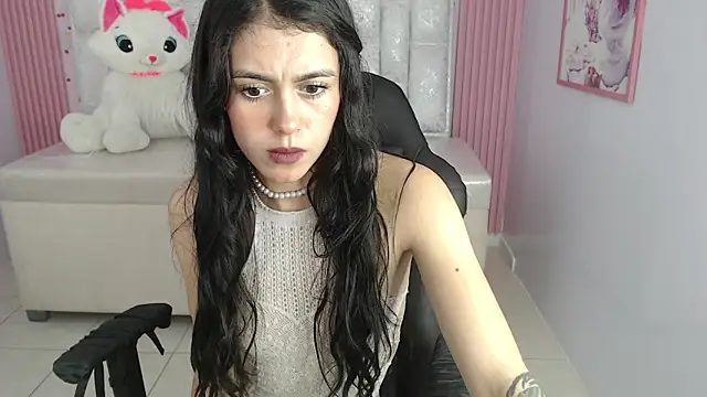 Snapshot of honey_torres_sub chatting on 01-22-25, 04:23 honey torres sub online show from 01-22-25, 04:23