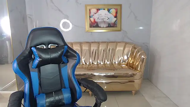 Snapshot of honey_torres_sub chatting on 09-15-25, 01:11 honey torres sub online show from 09-15-25, 01:11