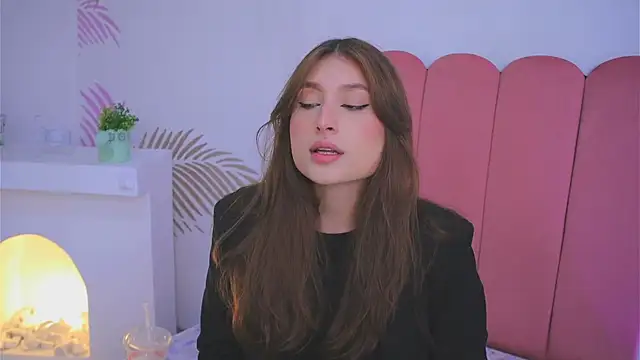 Daisha Riley online show from 02-21-25, 12:28