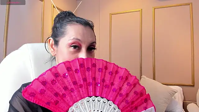 PerlaPreciosa online show from 10-07-25, 04:09