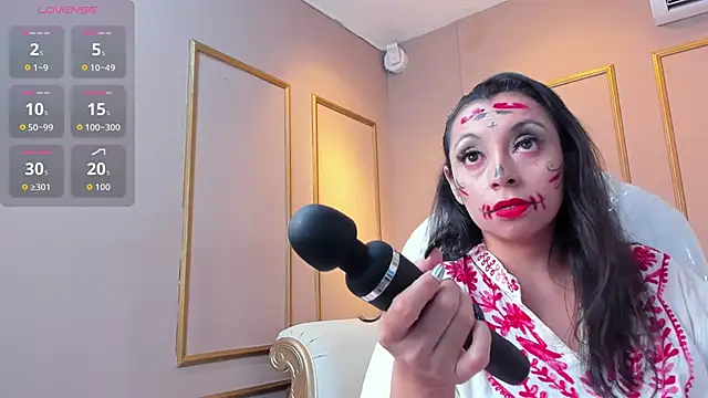 PerlaPreciosa online show from 10-24-25, 04:09