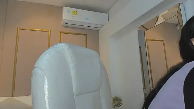 PerlaPreciosa online show from 02-06-26, 04:06