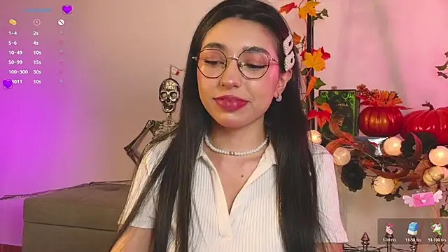 Snapshot of Sweet_Nyx chatting on 10-17-25, 09:17 Sweet Nyx online show from 10-17-25, 09:17