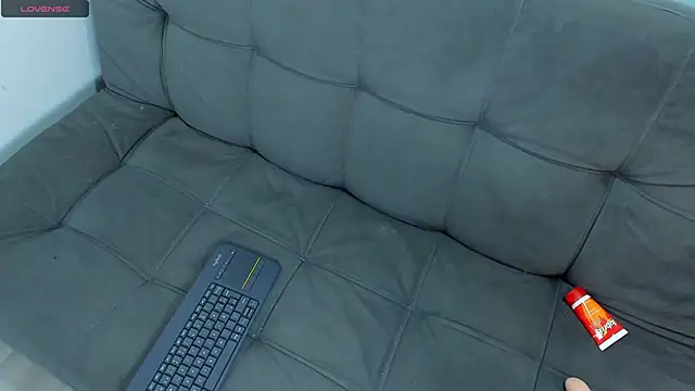 Snapshot of AbrilSonne chatting on 01-10-25, 12:49 AbrilSonne online show from 01-10-25, 12:49