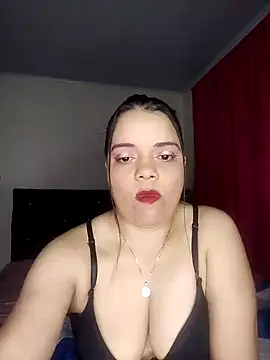 Snapshot of AriaYummy chatting on 02-01-25, 02:47 AriaYummy online show from 02-01-25, 02:47