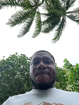 Snapshot of forfunsies chatting on 09-28-25, 07:41 forfunsies online show from 09-28-25, 07:41