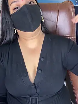 FlatVincy4 online show from 11-28-25, 04:15