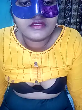 Snapshot of telugu_indhu_0001 chatting on 01-14-25, 11:42 telugu indhu 0001 online show from 01-14-25, 11:42