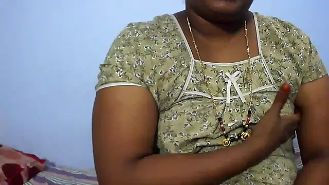 Snapshot of telugu_indhu_0001 chatting on 09-11-25, 04:12 telugu indhu 0001 online show from 09-11-25, 04:12