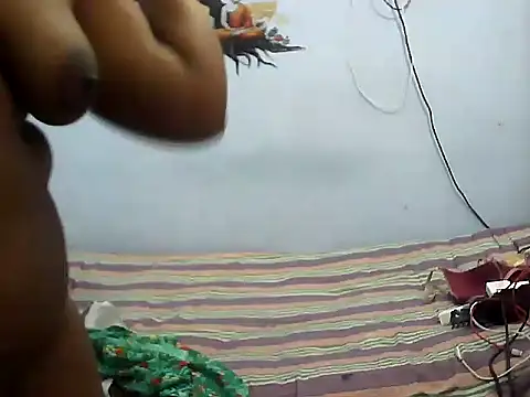 Snapshot of telugu_indhu_0001 chatting on 10-10-25, 07:18 telugu indhu 0001 online show from 10-10-25, 07:18