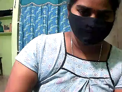 Snapshot of telugu_indhu_0001 chatting on 11-15-25, 07:21 telugu indhu 0001 online show from 11-15-25, 07:21