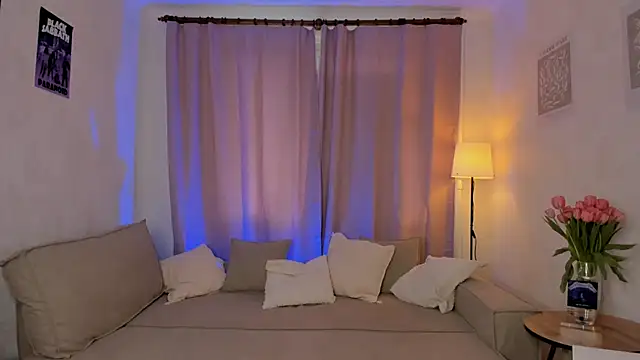 LucyLure online show from 02-04-25, 11:16