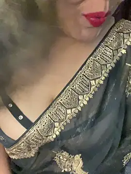 Snapshot of hot_menka chatting on 02-03-25, 10:03 hot menka online show from 02-03-25, 10:03