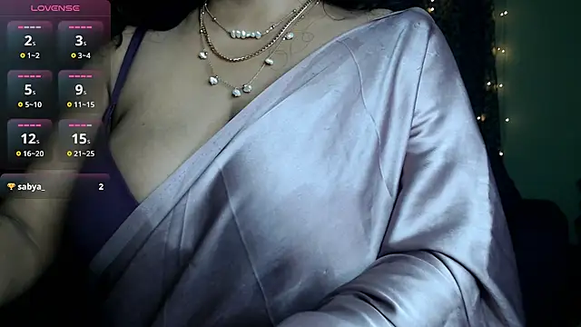 Snapshot of hot_menka chatting on 10-19-25, 03:34 hot menka online show from 10-19-25, 03:34