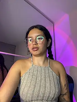 Rosita forever  online show from 04-15-26, 01:56