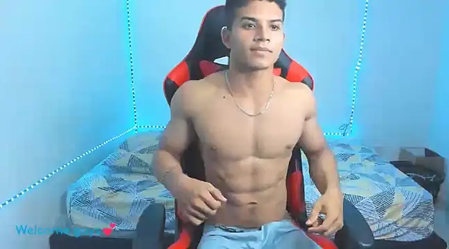 oliver thompsson7 online show from 01-01-25, 01:04