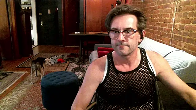 Johnny Bottoms online show from 05-05-26, 10:18