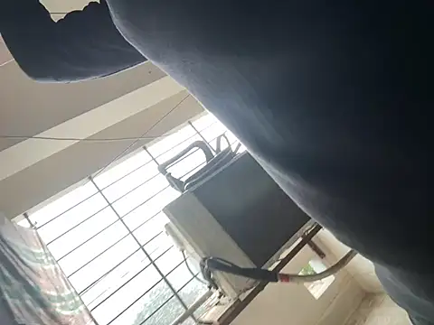 Snapshot of GildanK18 chatting on 01-22-25, 09:02 GildanK18 online show from 01-22-25, 09:02