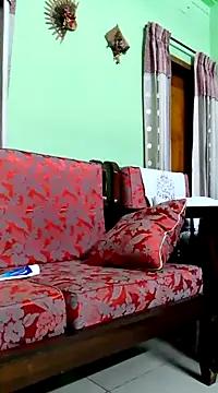 Snapshot of GildanK18 chatting on 03-10-25, 05:50 GildanK18 online show from 03-10-25, 05:50