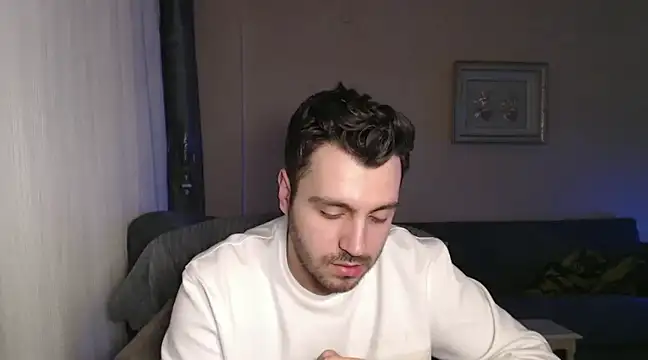 handsomeee04 online show from 03-18-25, 10:04