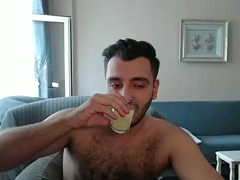 handsomeee04 online show from 09-11-25, 01:55