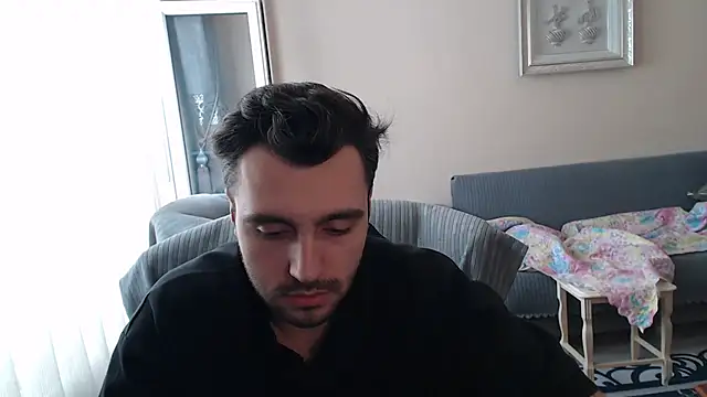 handsomeee04 online show from 10-01-25, 02:01