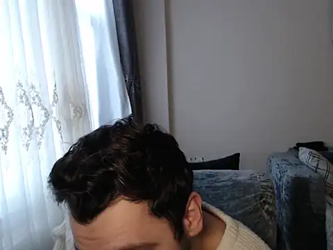 handsomeee04 online show from 03-27-26, 01:55