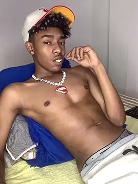 Snapshot of Boy_cock18 chatting on 01-06-25, 09:08 Boy cock18 online show from 01-06-25, 09:08