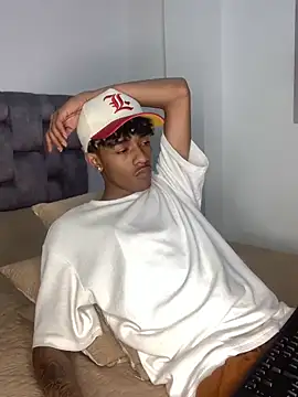 Snapshot of Boy_cock18 chatting on 01-25-25, 07:28 Boy cock18 online show from 01-25-25, 07:28