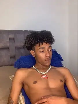 Snapshot of Boy_cock18 chatting on 03-11-25, 06:10 Boy cock18 online show from 03-11-25, 06:10