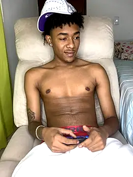 Snapshot of Boy_cock18 chatting on 11-05-25, 06:52 Boy cock18 online show from 11-05-25, 06:52