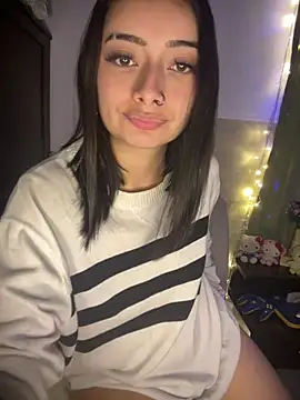 Snapshot of angelgate chatting on 02-18-25, 02:05 angelgate online show from 02-18-25, 02:05