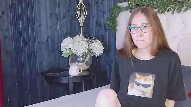 SashaMeow online show from 01-13-25, 01:23