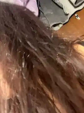 Snapshot of lauuraww chatting on 01-11-25, 07:49 lauuraww online show from 01-11-25, 07:49