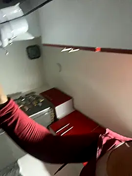 Snapshot of lauuraww chatting on 09-17-25, 04:25 lauuraww online show from 09-17-25, 04:25