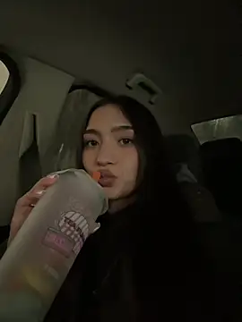 Snapshot of MilenaMilven chatting on 02-13-25, 11:28 MilenaMilven online show from 02-13-25, 11:28