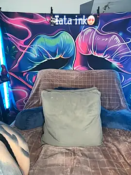 Snapshot of Tata-Ink chatting on 11-23-25, 05:02 Tata-Ink online show from 11-23-25, 05:02