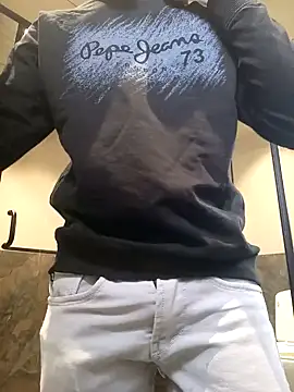 J JEN5 online show from 12-23-24, 04:33