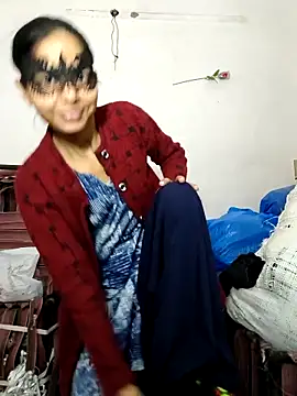 Snapshot of KumarSilencesex21 chatting on 11-27-25, 10:17 KumarSilencesex21 online show from 11-27-25, 10:17