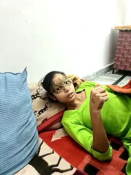 Snapshot of KumarSilencesex21 chatting on 12-21-25, 10:33 KumarSilencesex21 online show from 12-21-25, 10:33